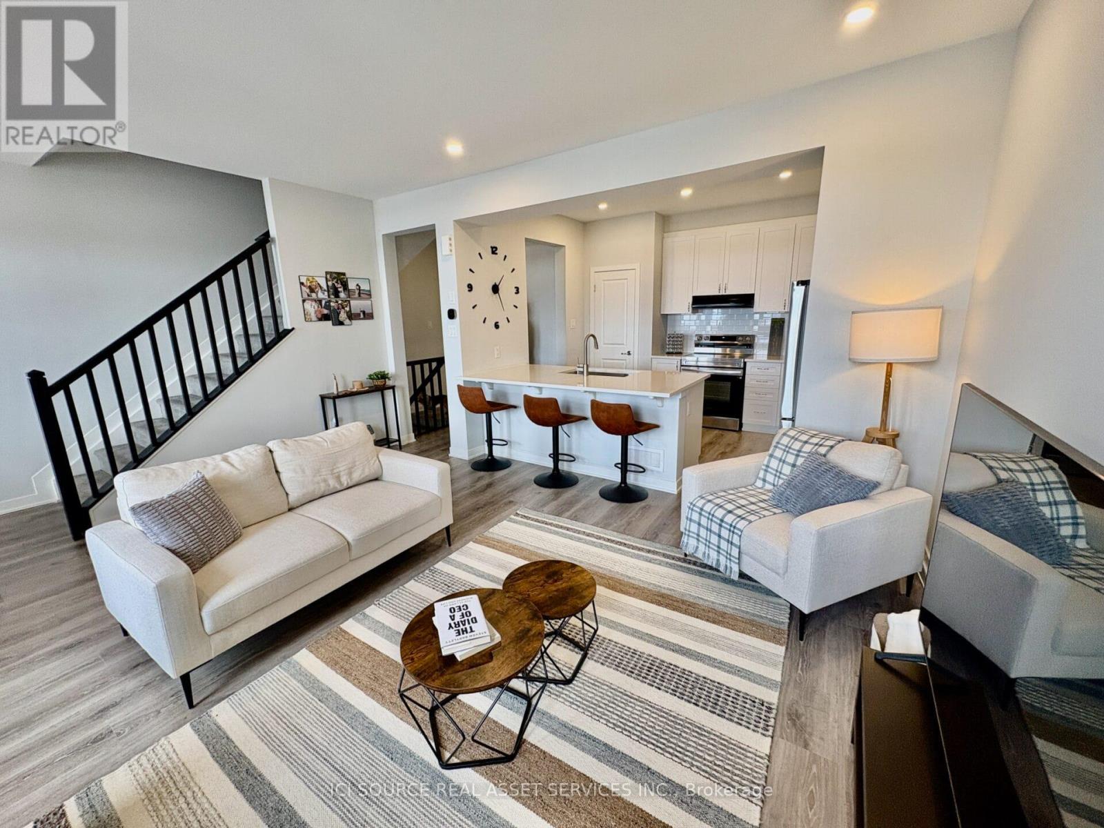 617 Quilter Row, Ottawa, ON, K0A2Z0