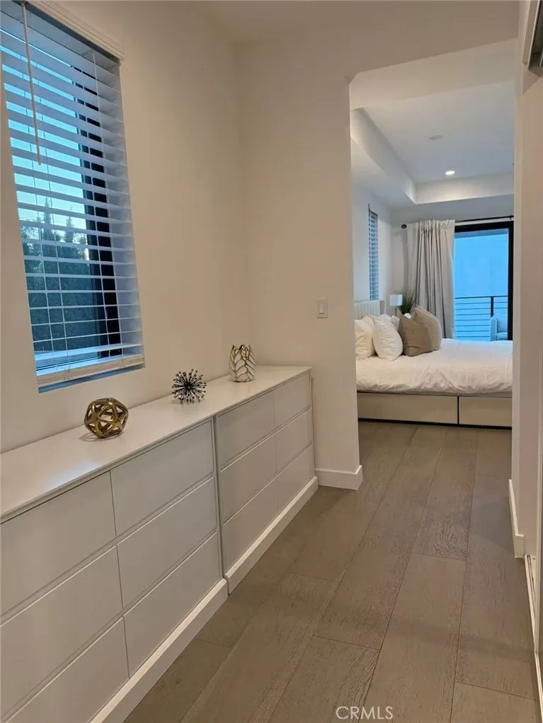 Additional image 35 of 1205 Manzanita St, Silver Lake, CA 90029