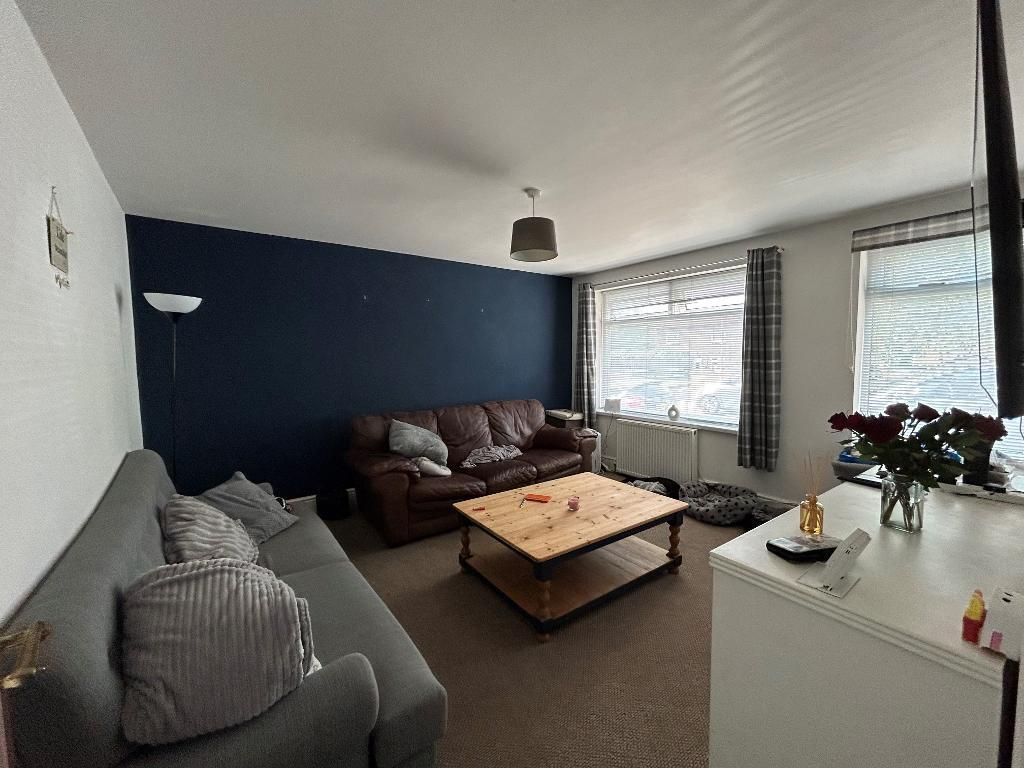 3 bed flat for saleHavelock Street, Desborough, Kettering, Northamptonshire NN14
