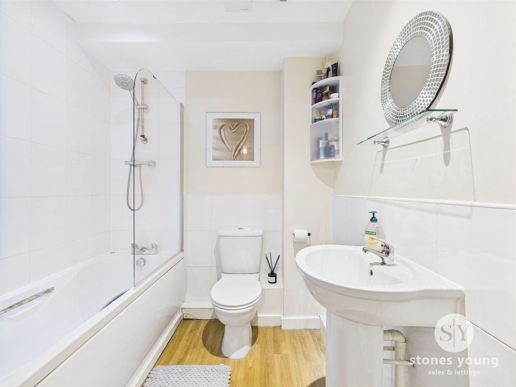 Additional image 4 of 2 bed flat for salePetre Wood Crescent, Langho BB6