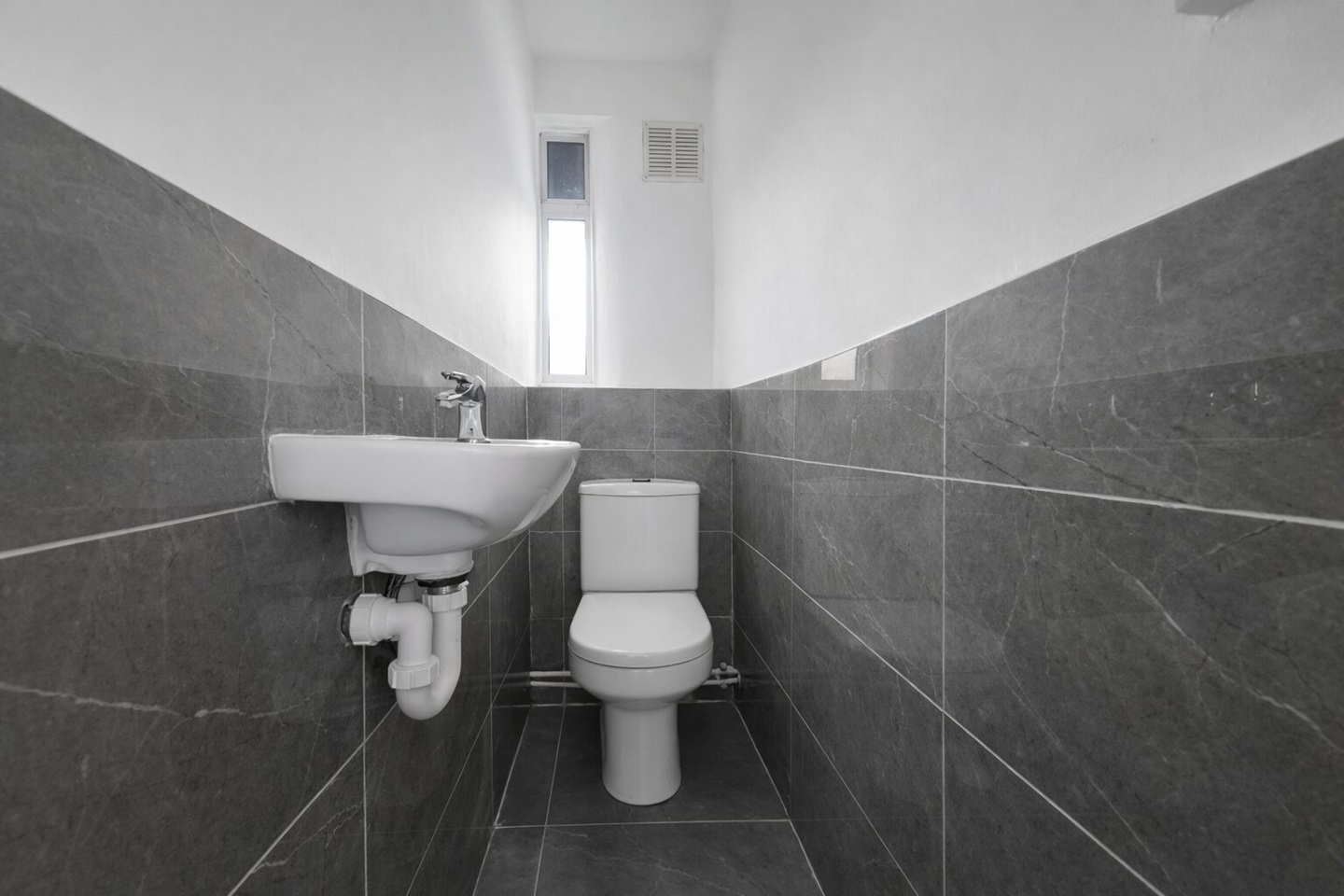 Additional image 7 of 3 Bed Flat, St. Peters House, SE17, N1 7GU