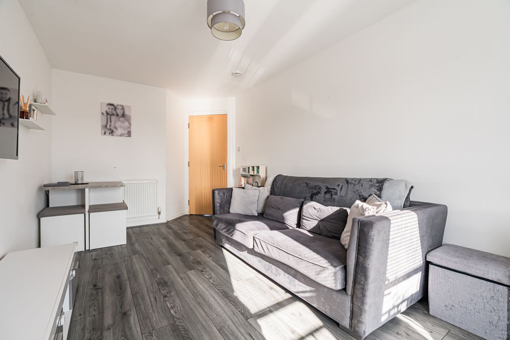 Additional image 5 of 2 bed flat for sale69E Polton Street, Bonnyrigg EH19