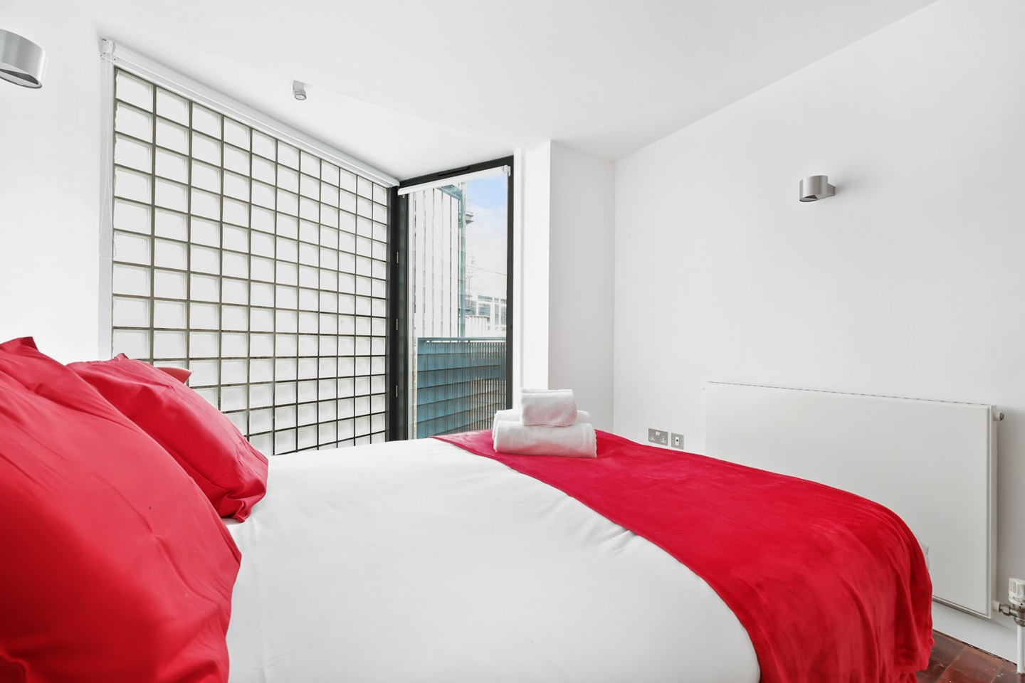 Additional image 19 of 2 Bed Flat, Redchurch Street, E2, N1 7GU