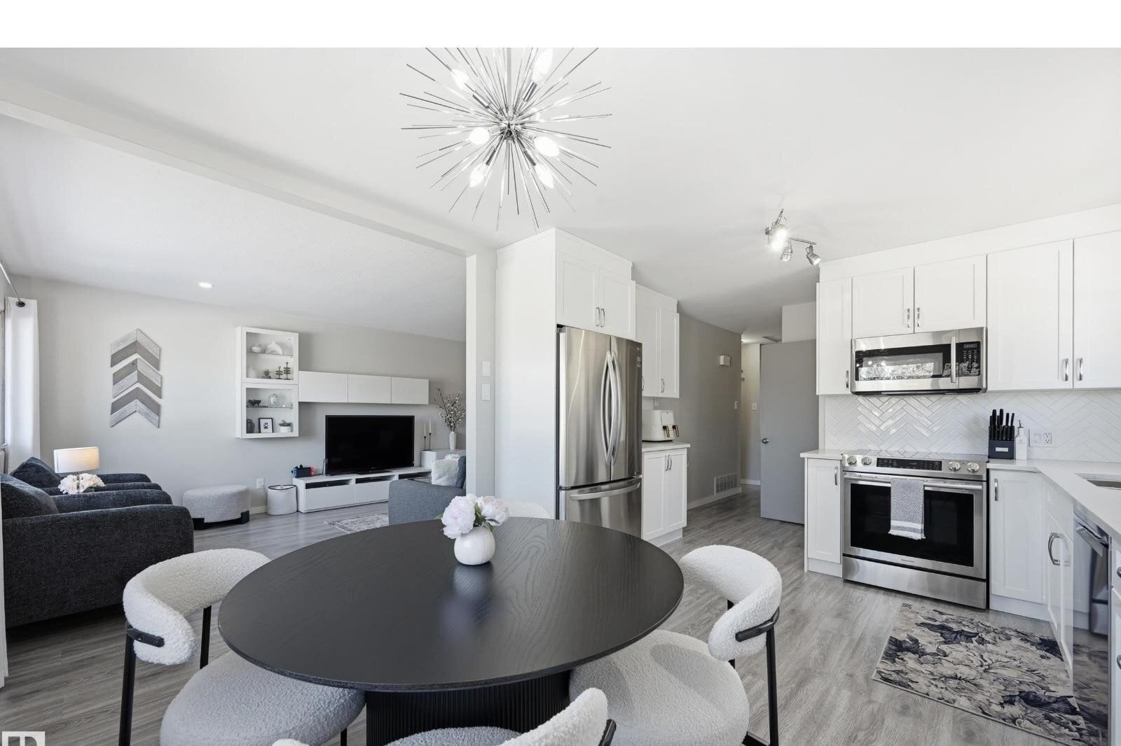 Additional image 7 of 7719 71 Avenue NW, Edmonton, AB, T6C0A9