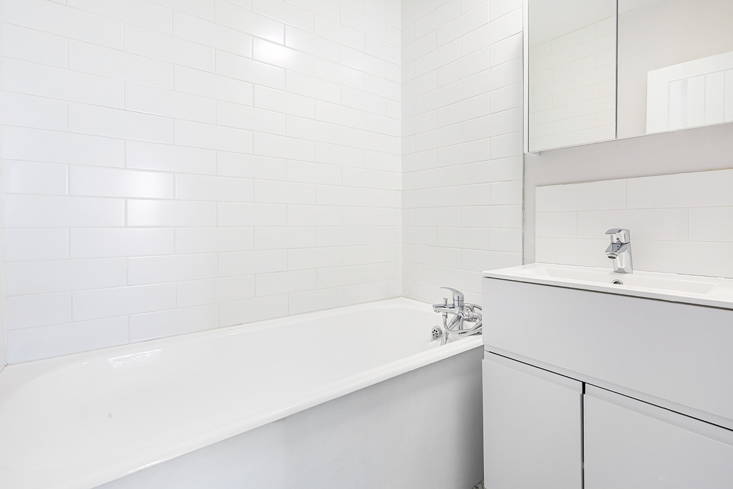 Additional image 5 of Room in a Shared Flat, Masterman House, SE5, N1 7GU