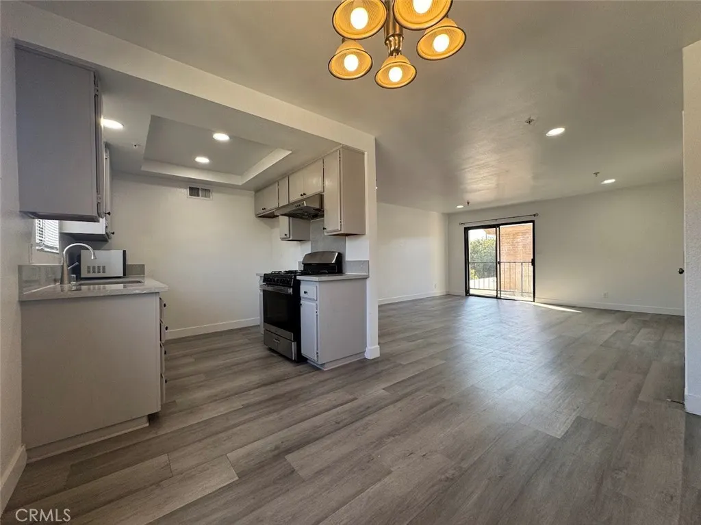 Additional image 7 of 77 N Holliston Avenue Unit 6, Pasadena, CA 91106