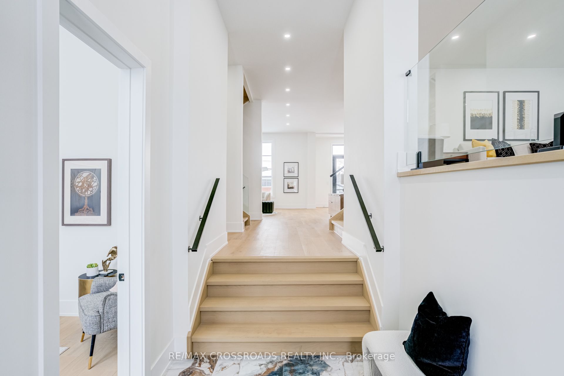 Additional image 6 of 642 Annland Street, Pickering, ON, L1W 1B1