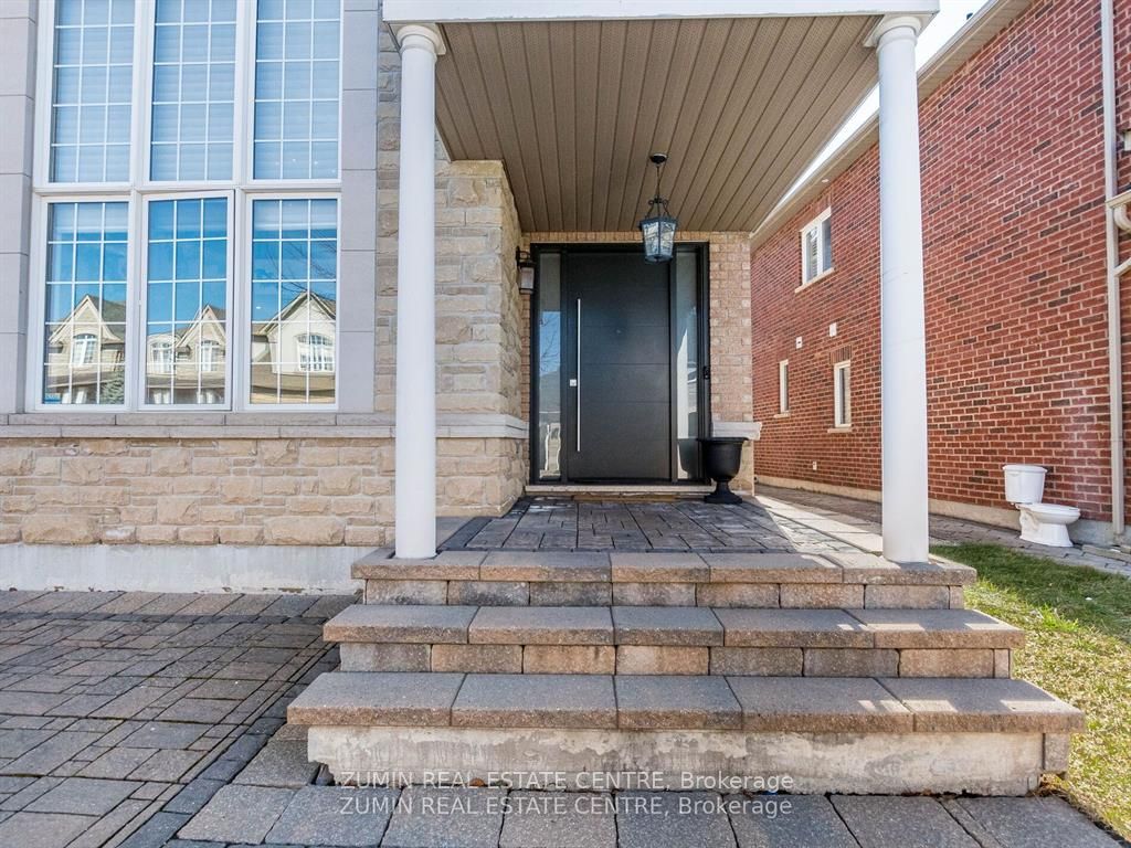 Additional image 2 of 15 Garryoaks Drive, Brampton, ON, L6P 3E2