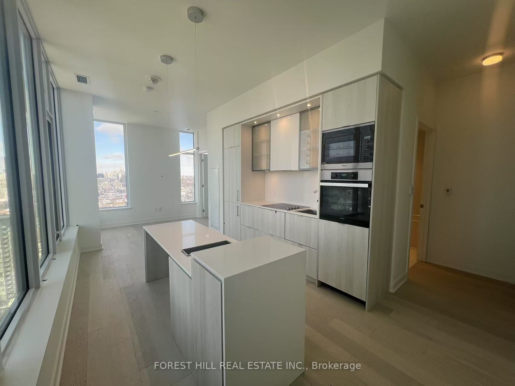 Additional image 3 of 2803-11 Yorkville Avenue, Toronto, ON, M4W 1L2