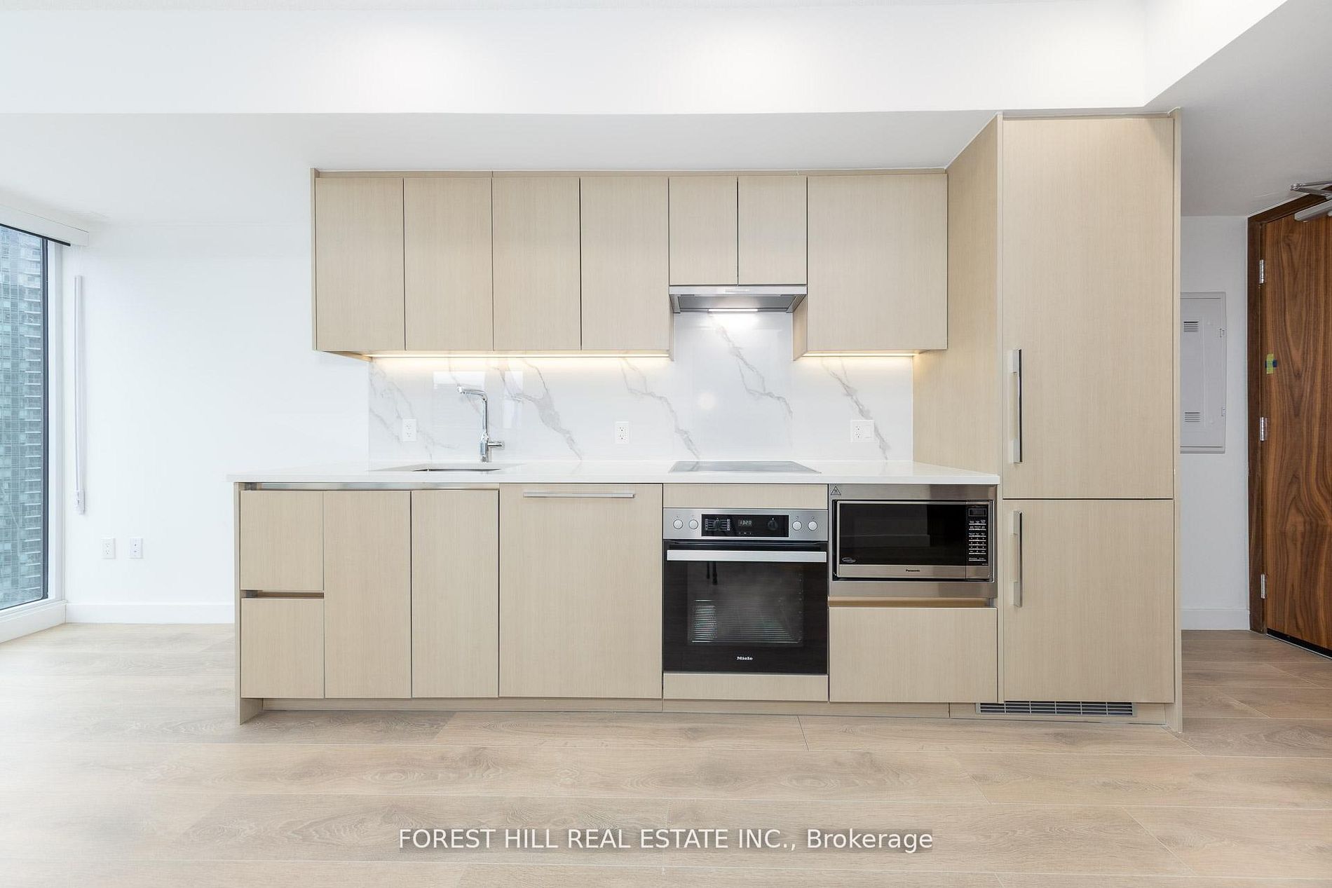 Additional image 4 of 1701-1 Concord Cityplace Way, Toronto, ON, M5V 0X3