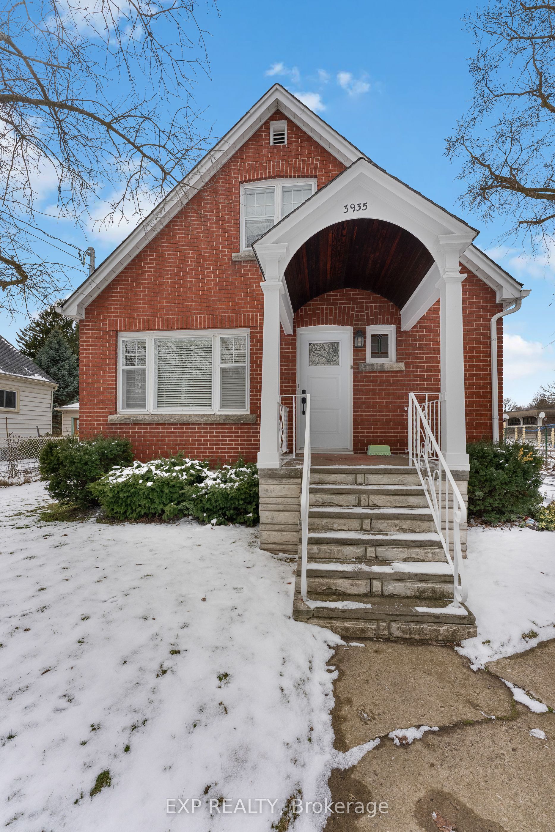 Additional image 4 of 3935 St Peter Avenue, Niagara Falls, ON, L2J 2N9