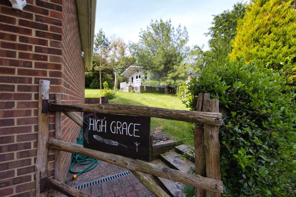 Additional image 45 of Common Lane, River, CT17