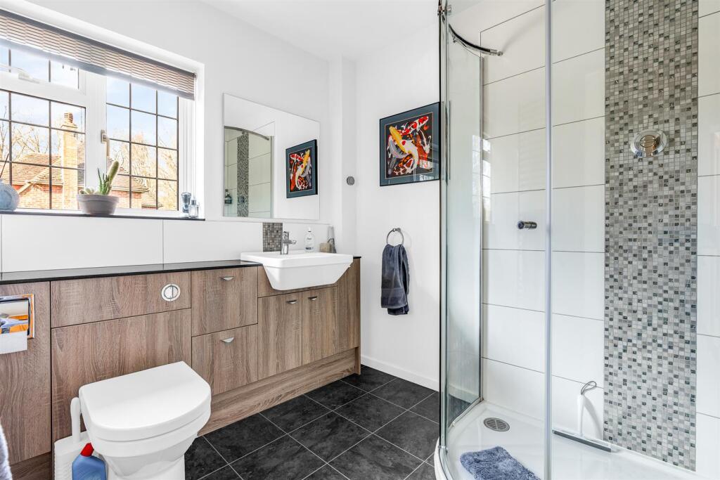 Additional image 20 of Bishops Road, Tewin, Welwyn