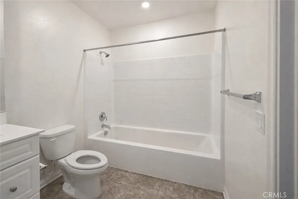 Additional image 17 of 259 Steely, Irvine, CA 92614