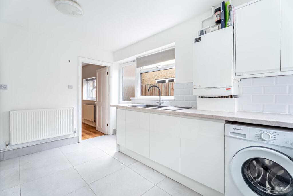 Additional image 7 of Victoria Street, St Albans, Herts, AL1