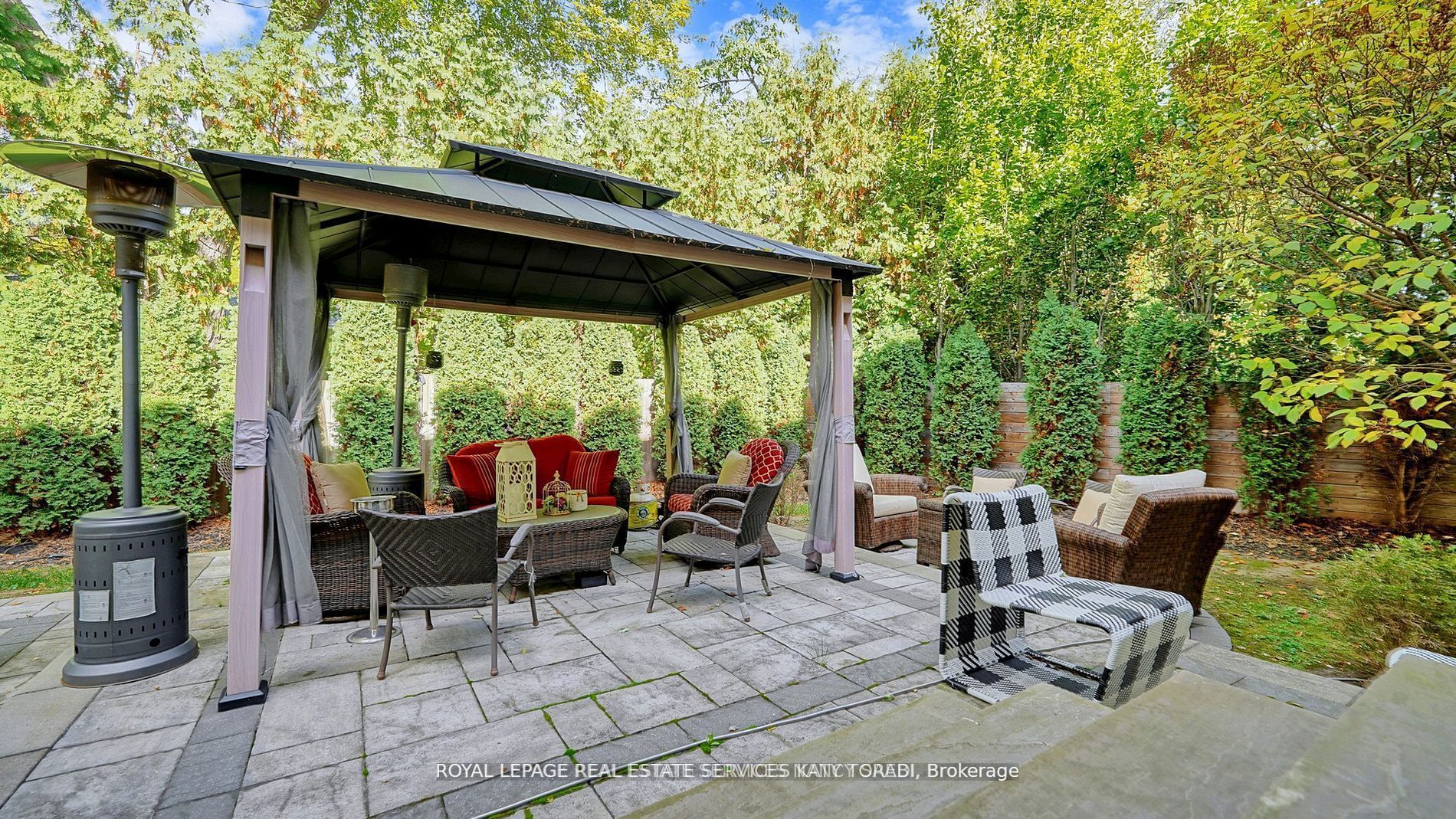 Additional image 6 of 1B Carluke Crescent, Toronto, ON, M2L 2H7