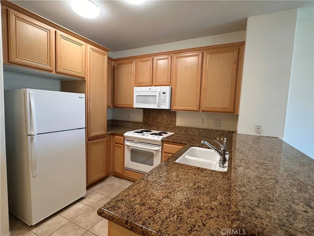 Additional image 19 of 3550 Torrance Blvd Unit 215, Torrance, CA 90503