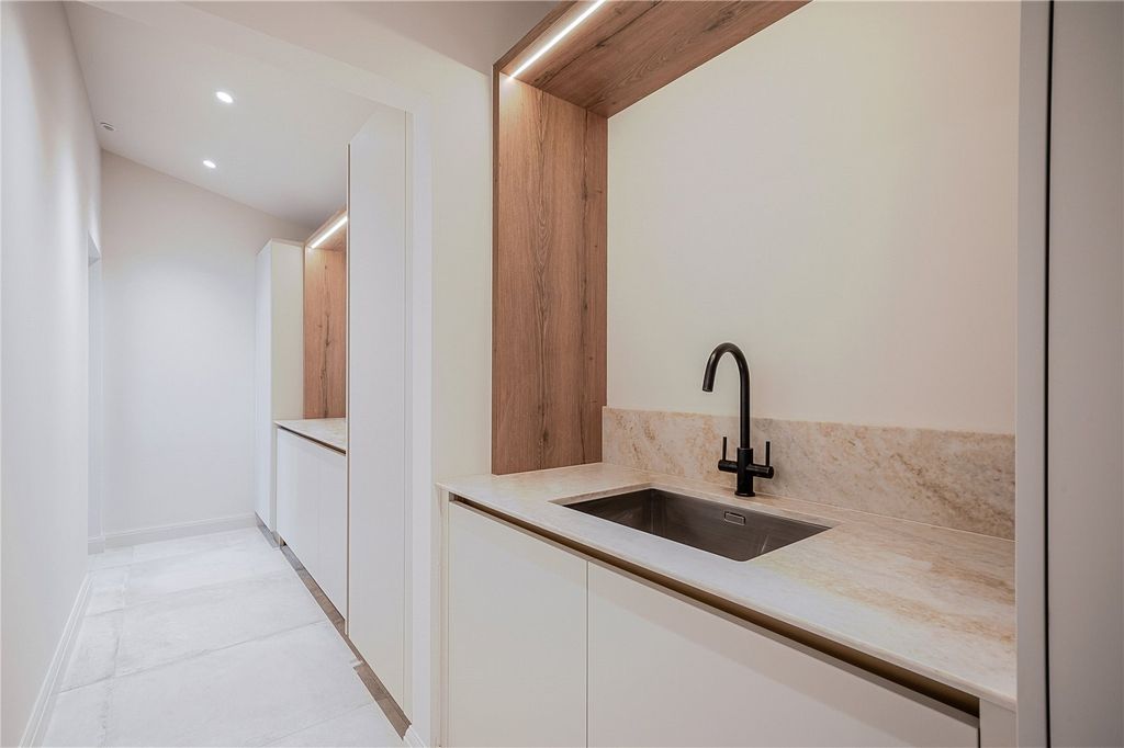 Additional image 11 of 6 bed barn conversion for saleThe Hay Barn, Haggs Road, Follifoot, Harrogate HG3