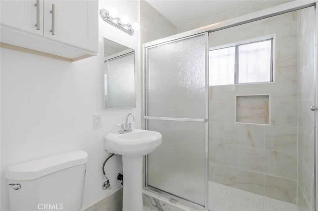 Additional image 15 of 1116 S Berendo Street Unit 1, Los Angeles, CA 90006