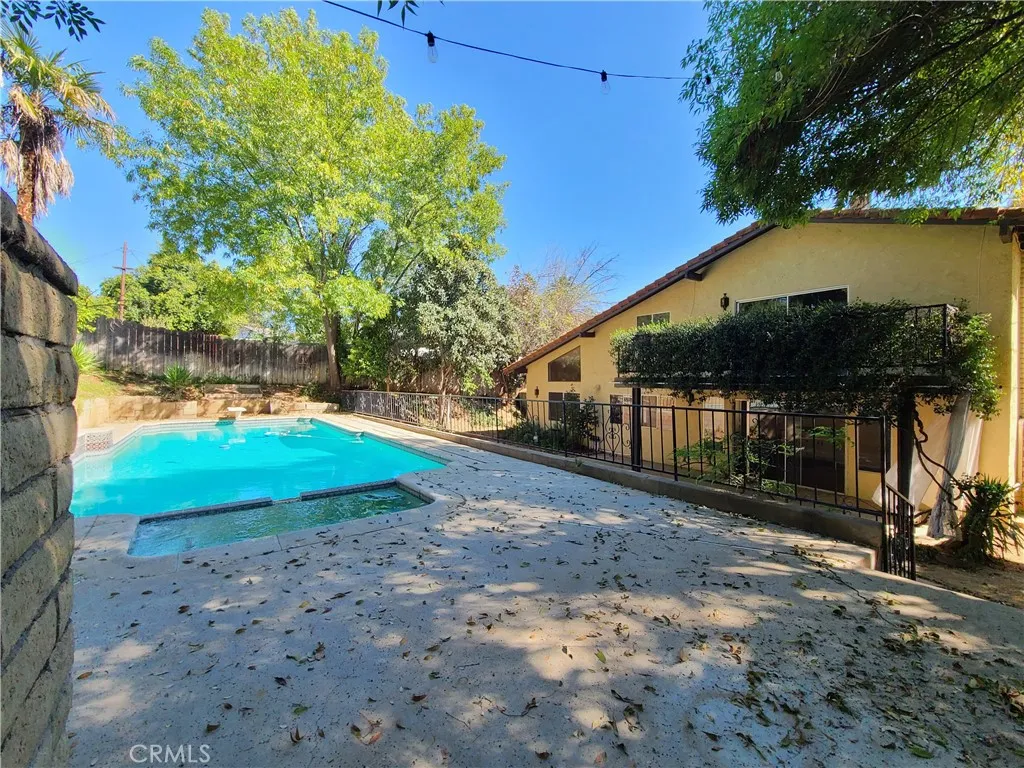 Additional image 26 of 109 E Hilton Avenue, Redlands, CA 92373