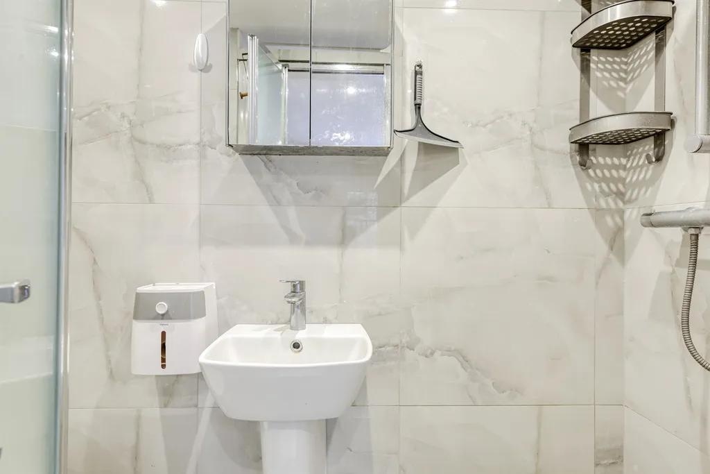 Additional image 5 of Studio Flat, Very Near Leigh Street Area, WC1H, N1 7GU