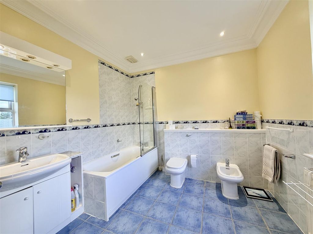 Additional image 13 of 3 bed town house for saleMount Batten, Plymouth PL9