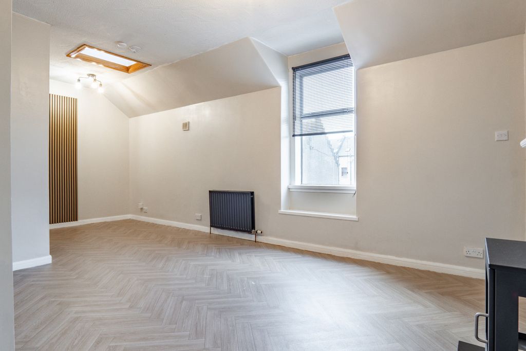 Additional image 4 of 3 bed flat for saleHill Street, Elgin IV30