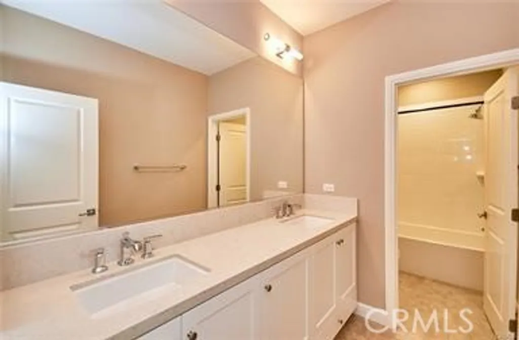 Additional image 32 of 92 Copper Mine, Irvine, CA 92602