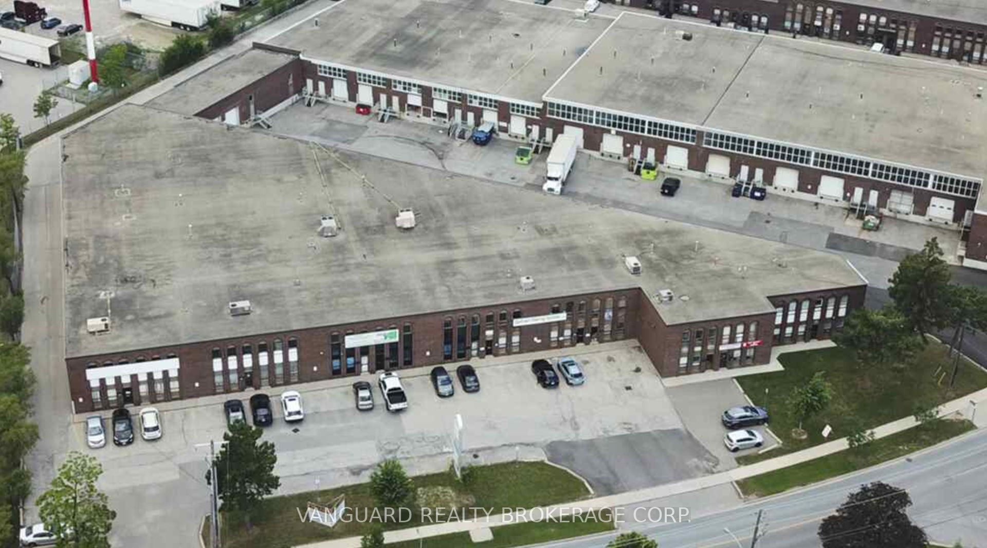 Additional image 2 of 1-4-4476 Chesswood Drive, Toronto, ON, M3J 2B9