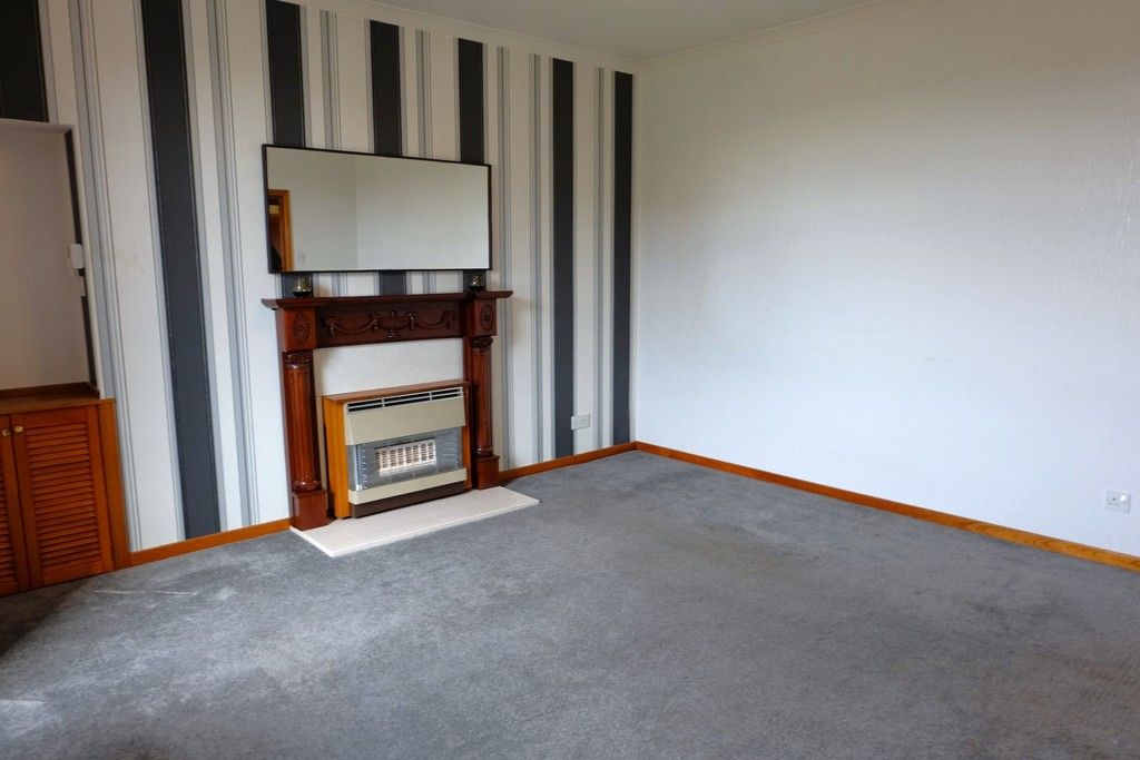 2 bed flat for saleKirkhill, Wick KW1 photo 4