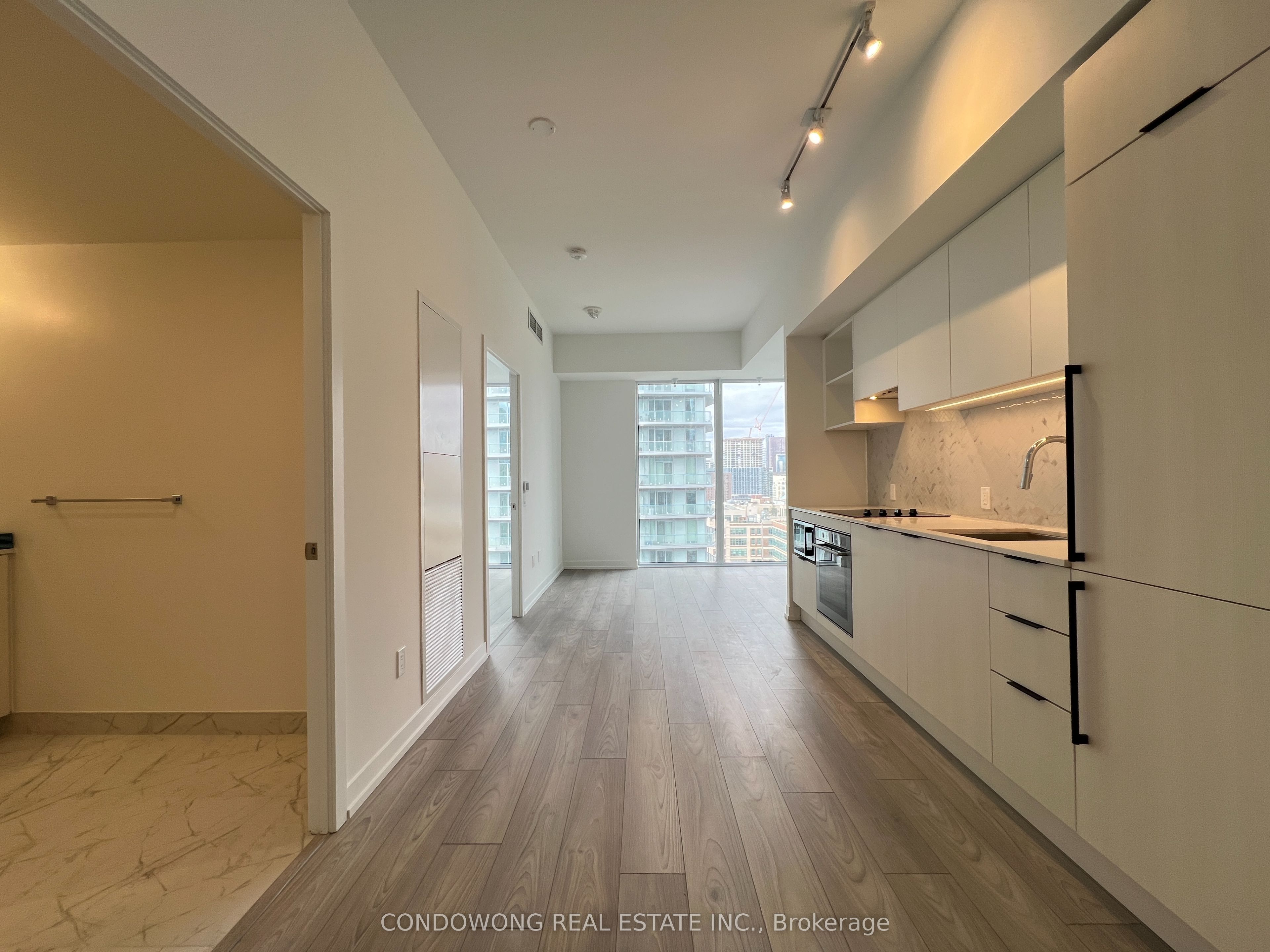 2516-82 Dalhousie Street, Toronto, ON, M5B 0C5
