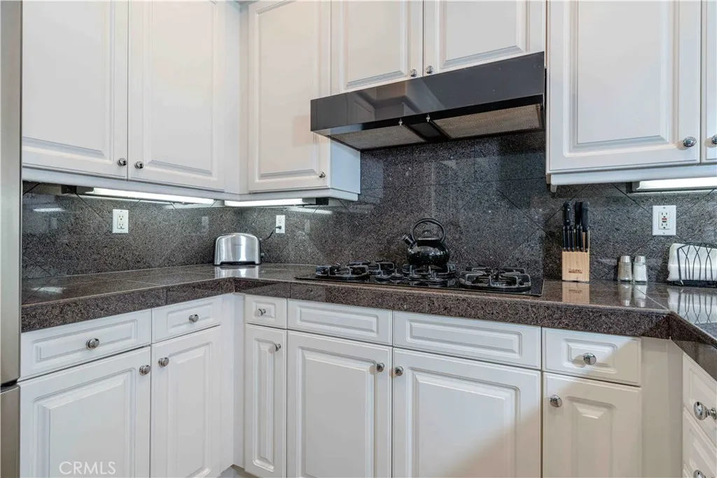 Additional image 15 of 19271 Surfwave Drive, Huntington Beach, CA 92648