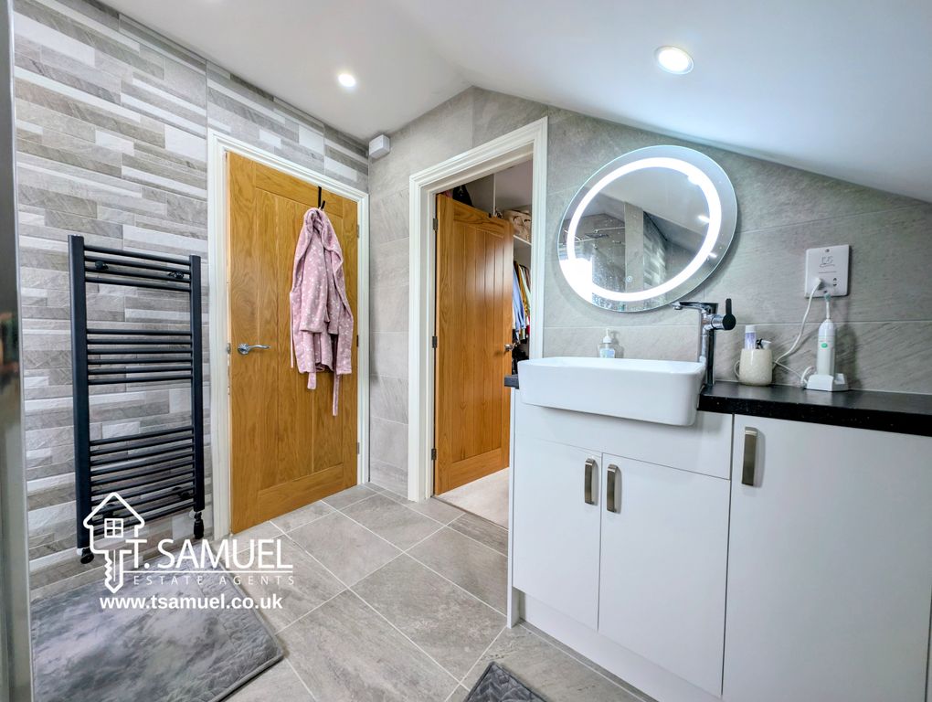 Additional image 27 of 5 bed detached house for saleGolwg Y Mynydd, Llanwonno Road, Mountain Ash CF45