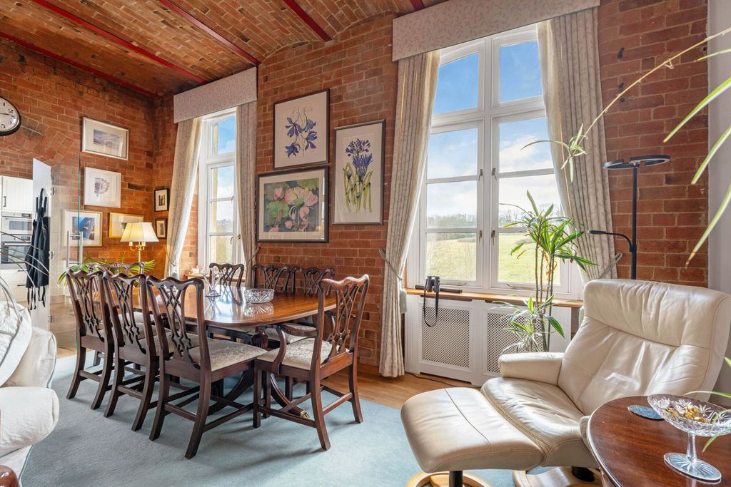 Additional image 8 of 2 bed flat for saleBliss Mill, Chipping Norton OX7