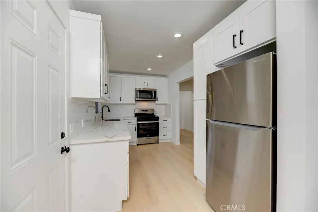 Additional image 14 of 824 7th Street, Hermosa Beach, CA 90254