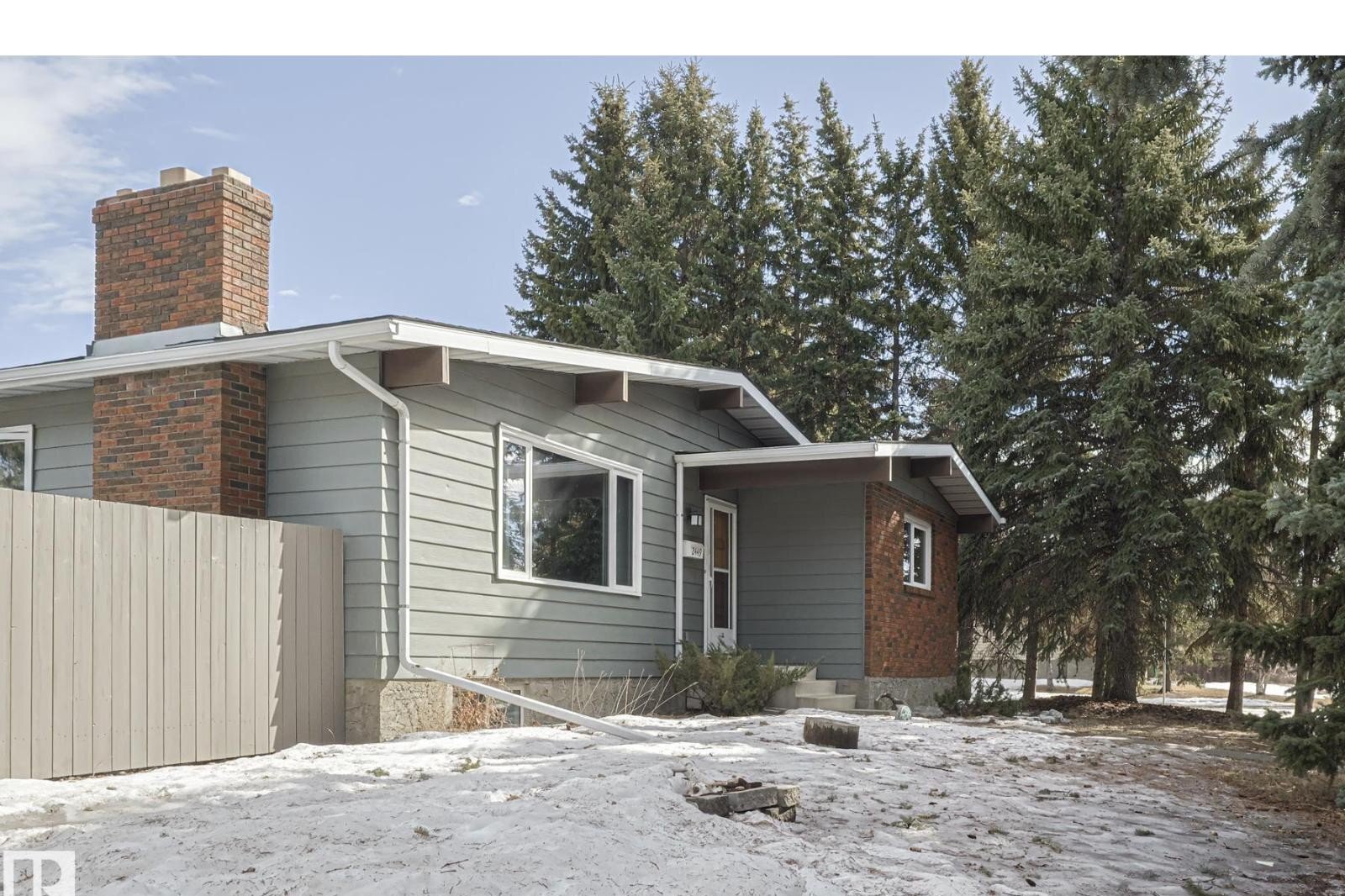 Additional image 8 of 2449 89 Street NW, Edmonton, AB, T6K2Y8