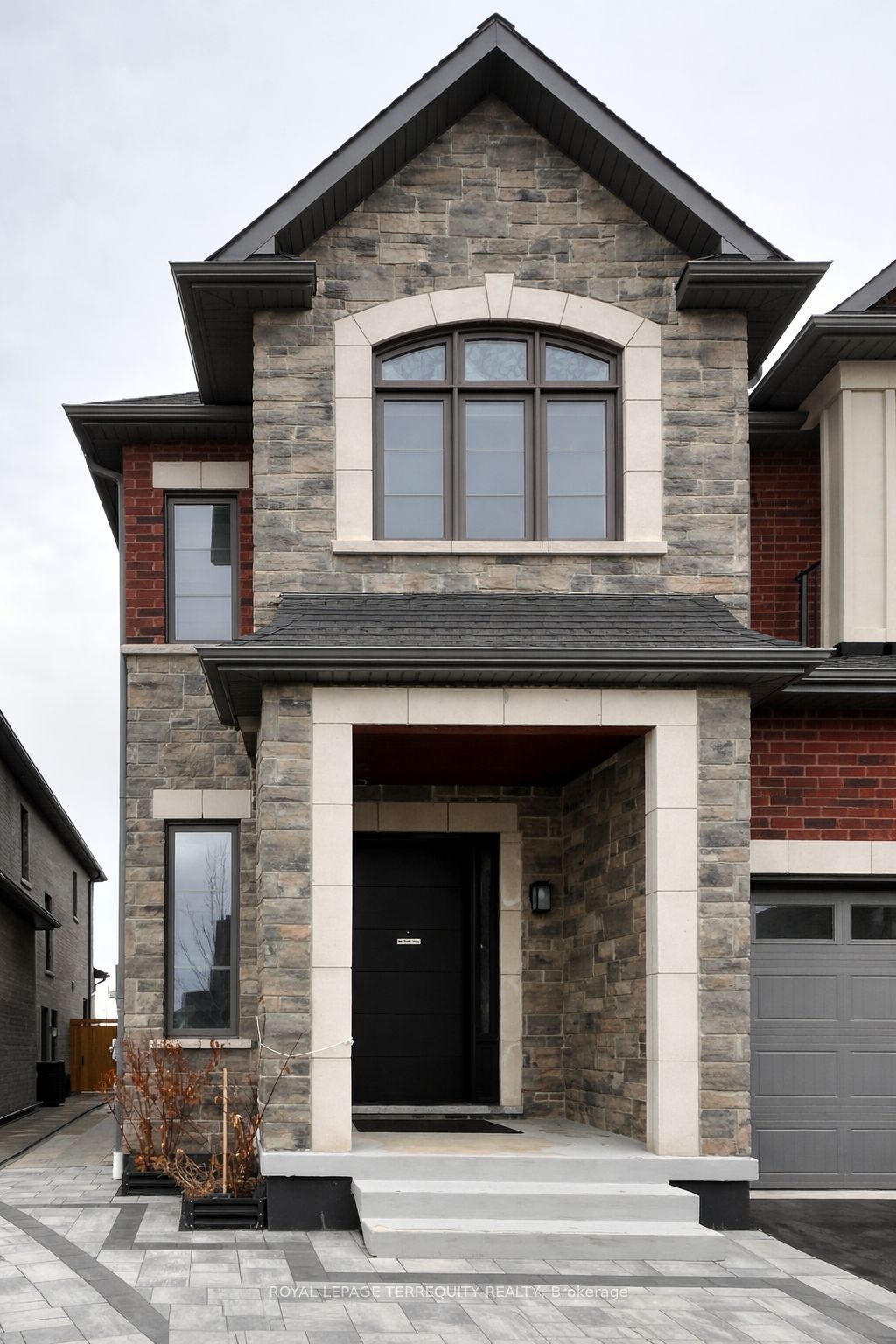 BSMT-43 Claridge Crescent, Whitby, ON, L1R 0G8