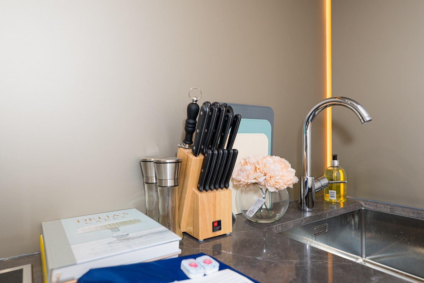 Additional image 7 of Studio Flat, Portugal Street, WC2A, N1 7GU