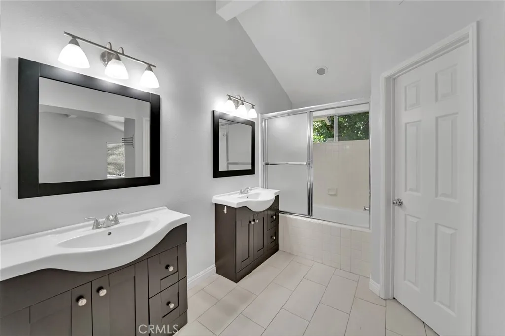 Additional image 18 of 2565 Calle Benavente, Tustin, CA 92782