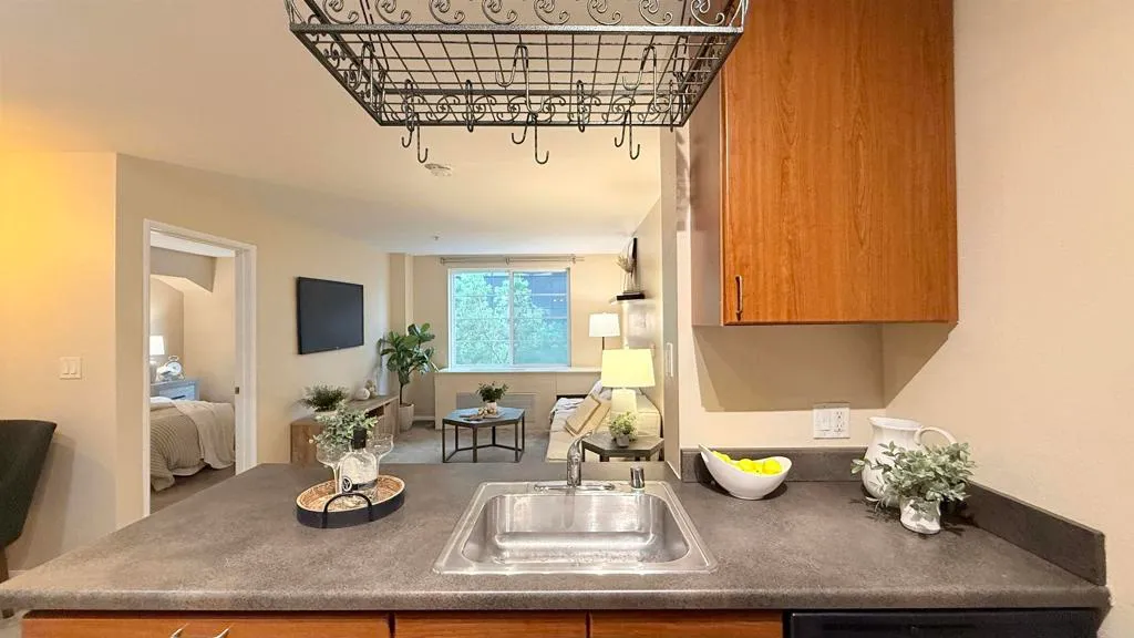 Additional image 48 of 1435 India St Unit 409, San Diego, CA 92101