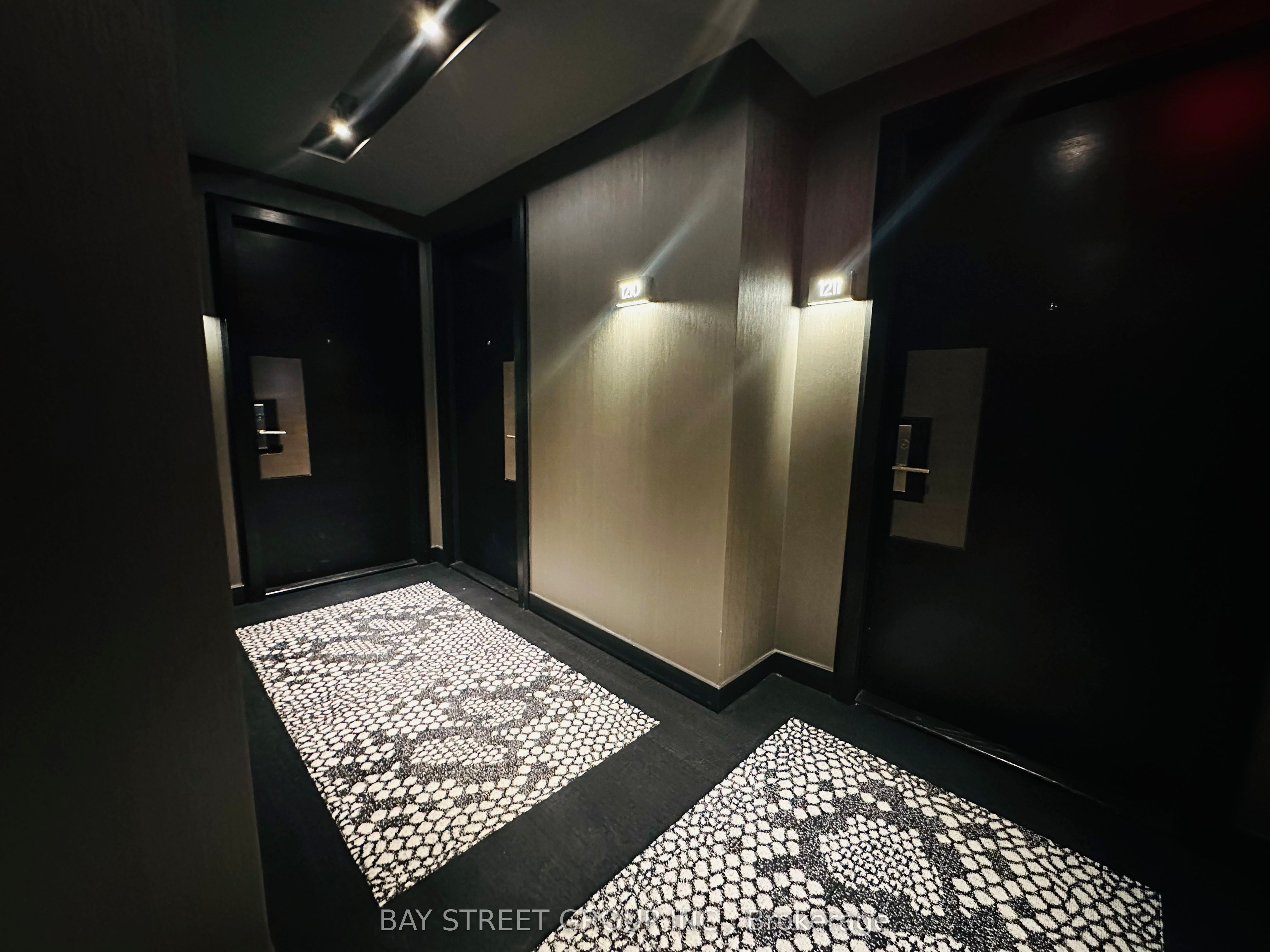 Additional image 4 of 1210-65 St Mary Street, Toronto, ON, M5S 0A6