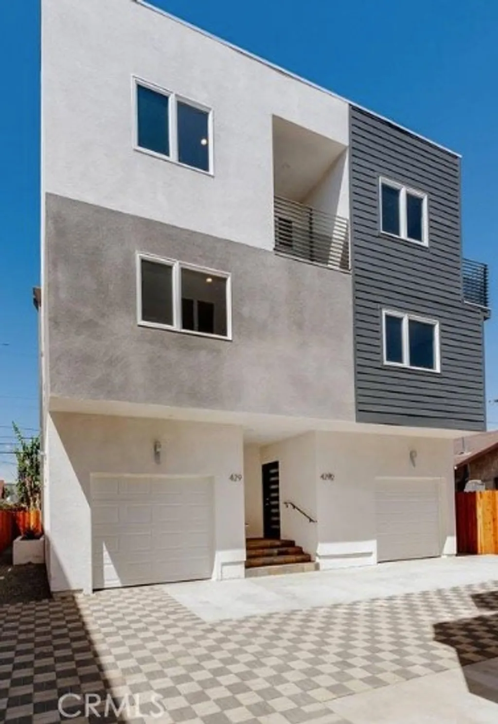 Additional image 2 of 427 N Heliotrope Dr, Los Angeles, CA 90004