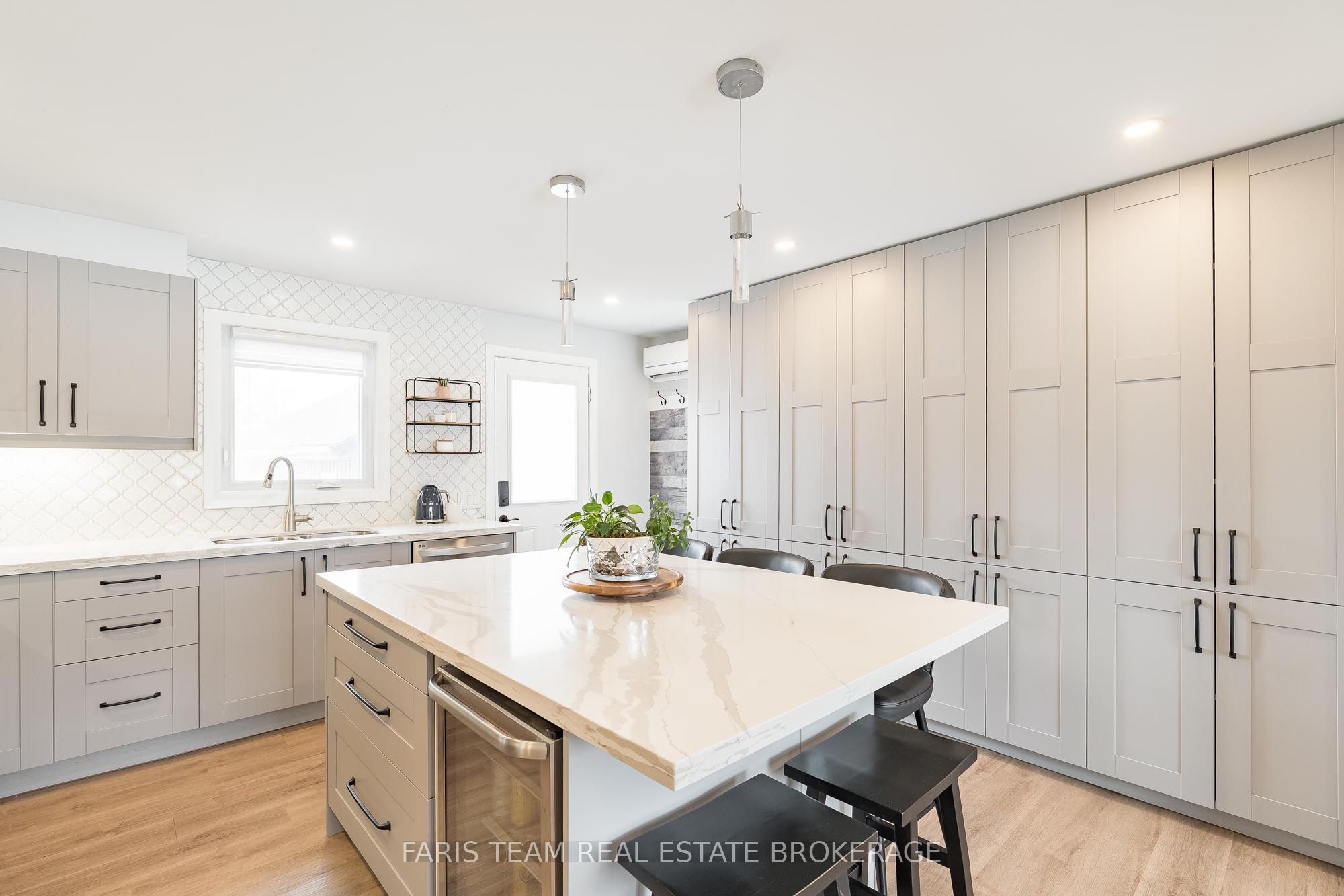 Additional image 6 of 115 Bayview Drive, Barrie, ON, L4N 3P3