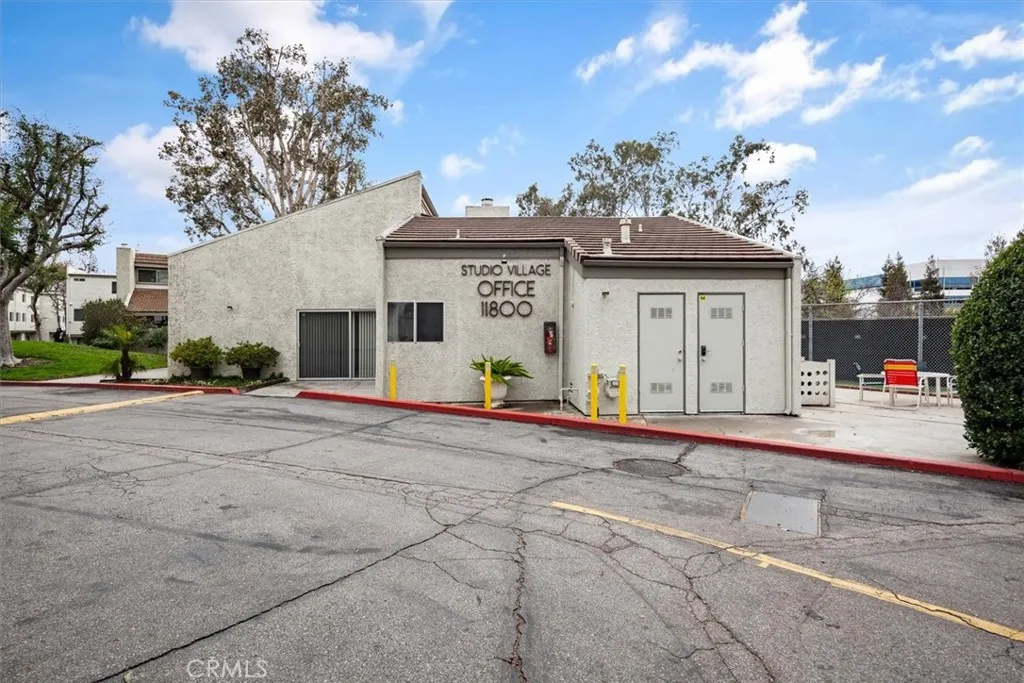 4203 Colfax Avenue Unit A, Studio City, CA 91604
