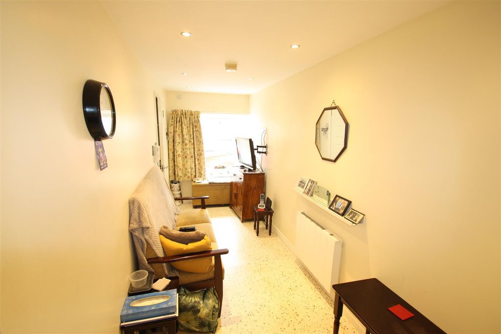 Additional image 15 of 4 bed terraced house for sale22, 24, 26, 28 And 28A Dromore Street, Ballynahich BT24