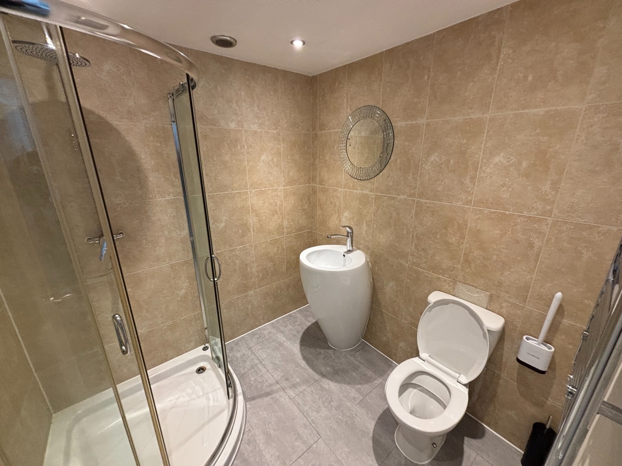 Additional image 7 of 2 Bed Flat, Killyon Terrace, SW8, N1 7GU