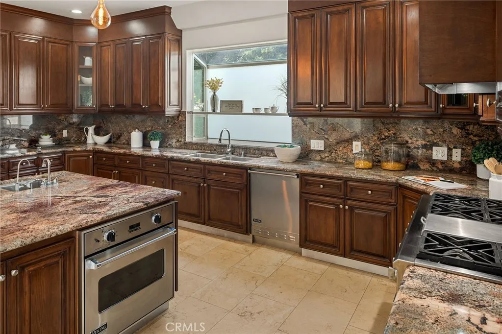 Additional image 14 of 13045 Greenleaf Street, Studio City, CA 91604