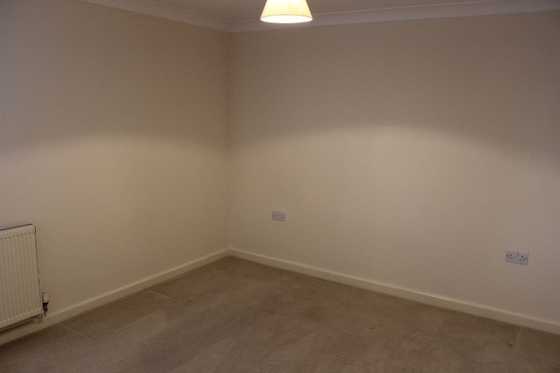 Additional image 18 of 4 bed flat for saleFletton Avenue, Peterborough PE2