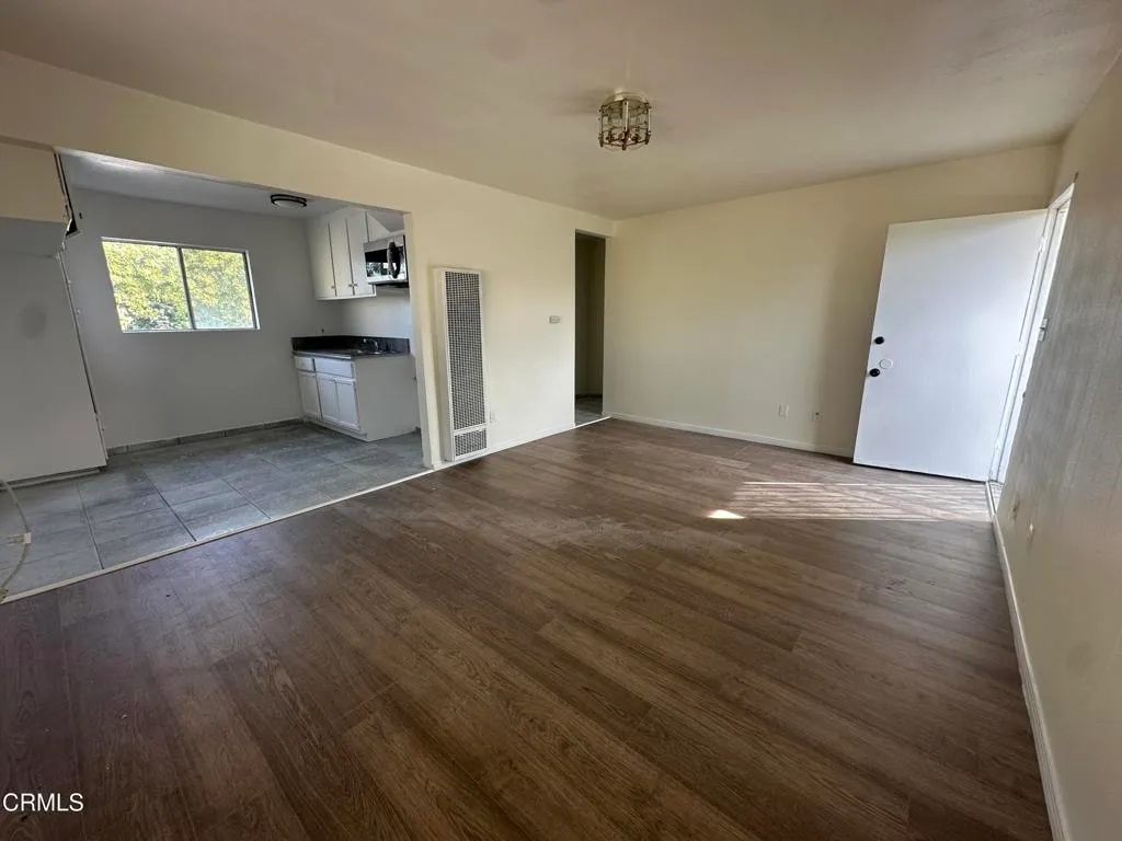 Additional image 2 of 1165 E 42nd Place Unit 1165, Los Angeles, CA 90011