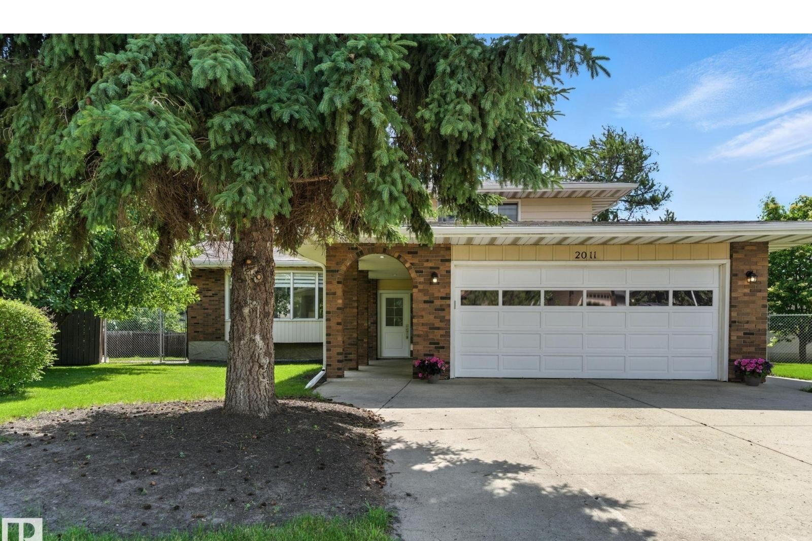 Additional image 8 of 2011 89 Street NW, Edmonton, AB, T6K2A2